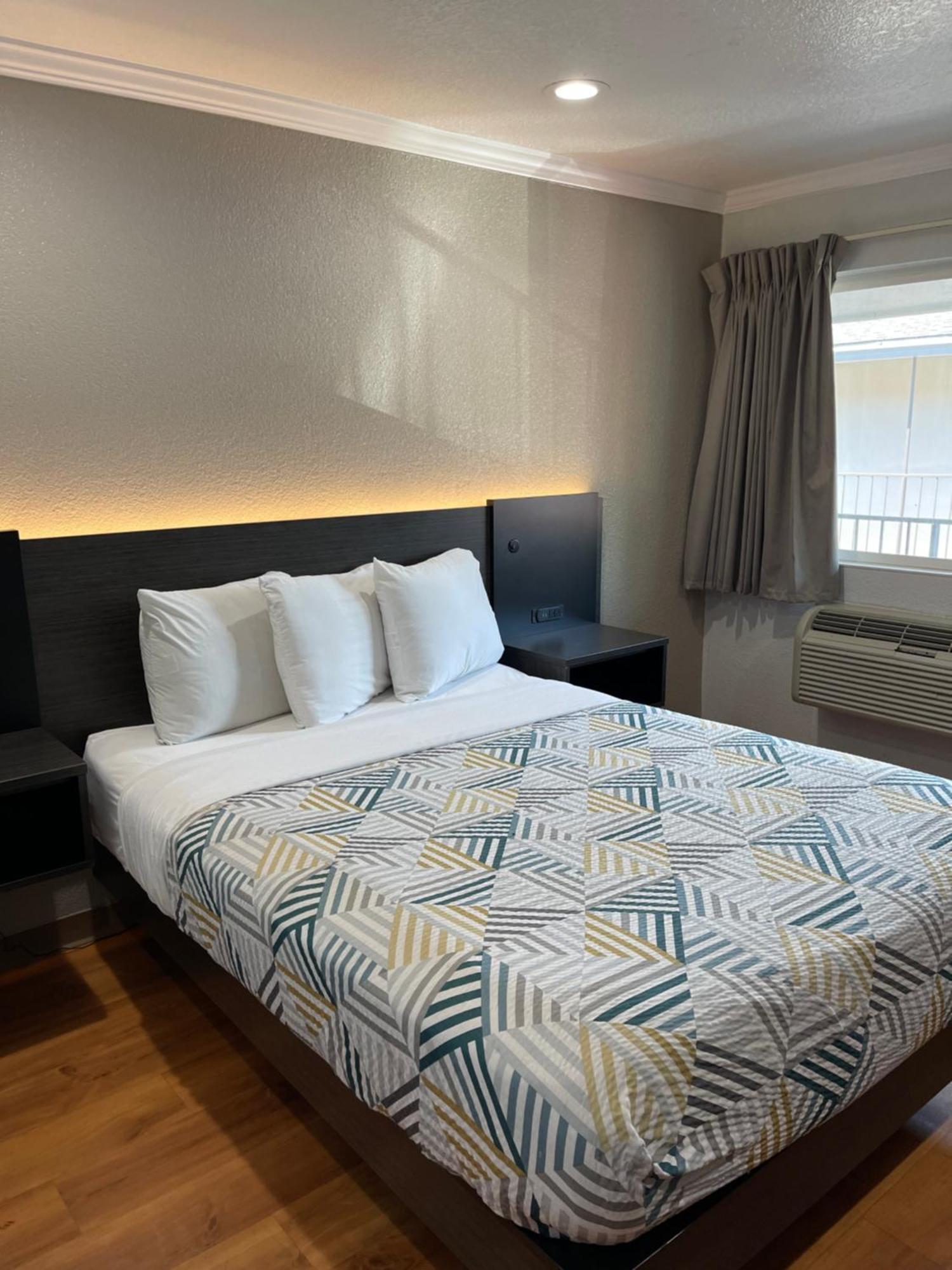 Motel 6 Sacramento, Ca - Downtown מראה חיצוני תמונה