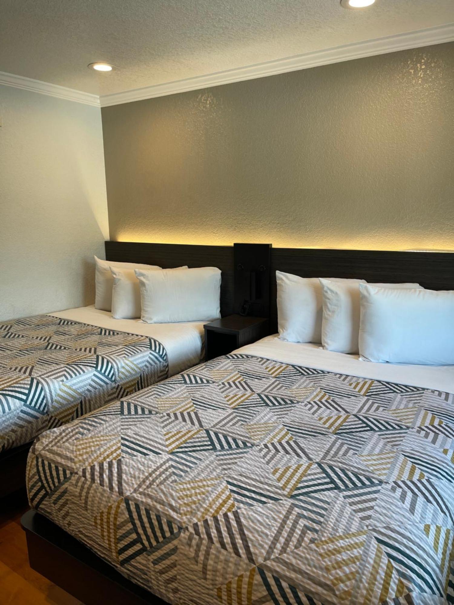 Motel 6 Sacramento, Ca - Downtown מראה חיצוני תמונה