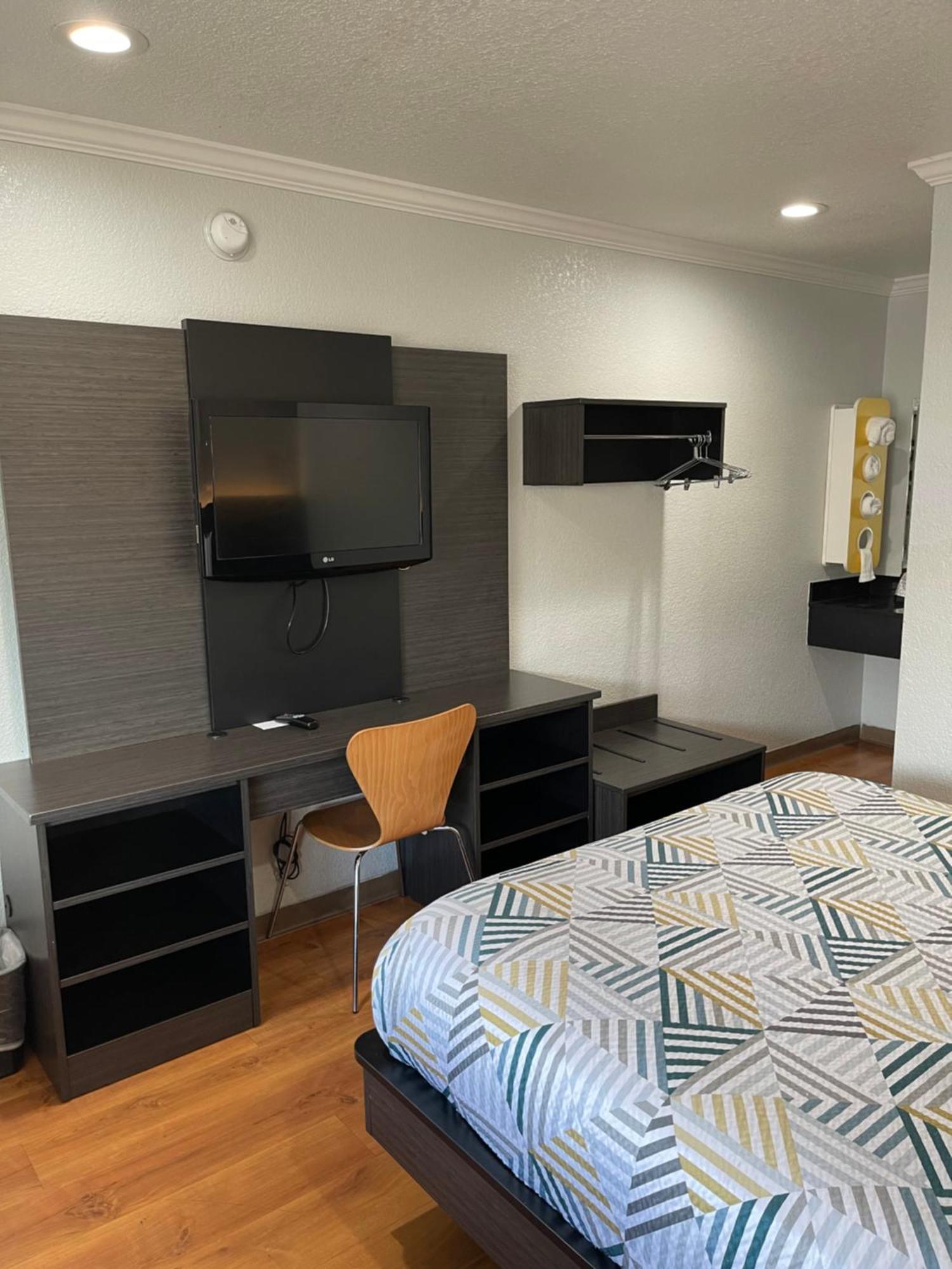 Motel 6 Sacramento, Ca - Downtown מראה חיצוני תמונה