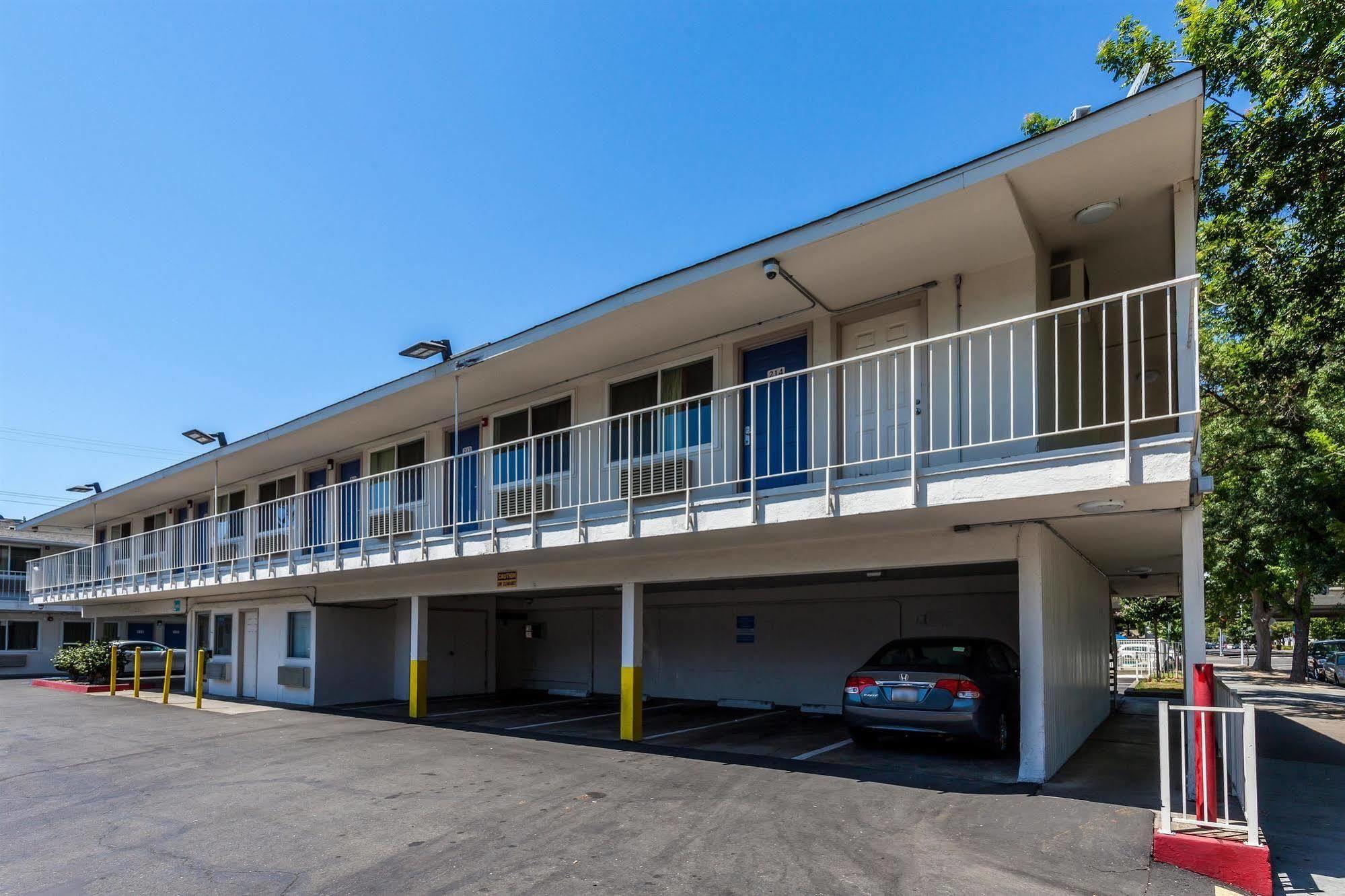 Motel 6 Sacramento, Ca - Downtown מראה חיצוני תמונה